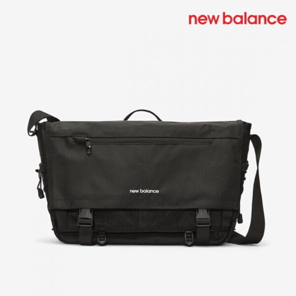 

New Balance Back To School Bag C28 Nbgcess205 19 Bulky V2 Messenger Bag FREE/FREE