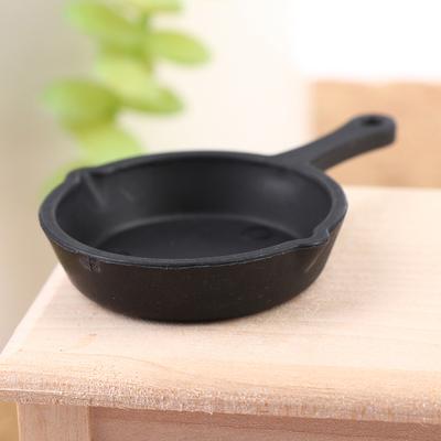 2Pcs Doll House Accessories 1:12 Dollhouse Miniature Kitchen Utensil Pan