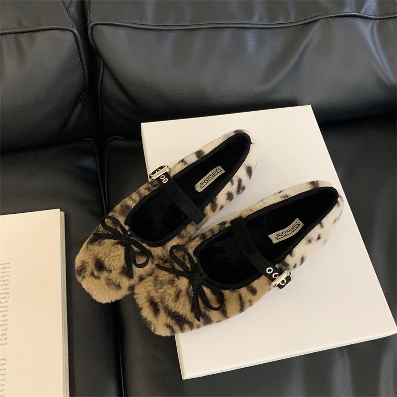 2025 Autumn and Winter New Square Head Bow Mao Mao Shoes Comfortable Warm Velvet Versatile Single Shoes