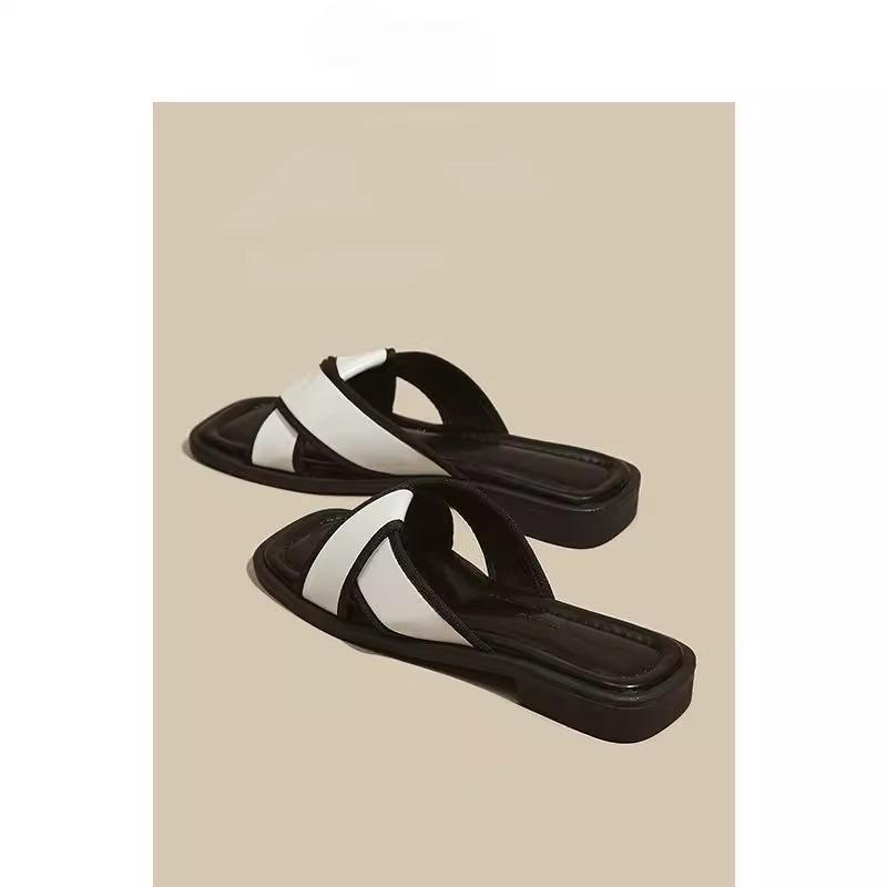 High-value Slippers Women's Summer Outer Wear 2025 New Indoor Flat-bottomed Ins Cross Beach One-word Cool Slippers
