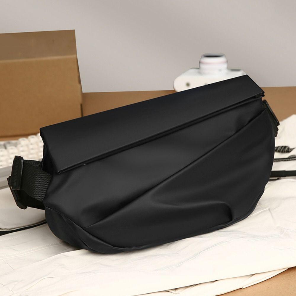 Korean Oxford Cloth Bag Men Waterproof Crossbody Bag Zipper Chest Bag  Male