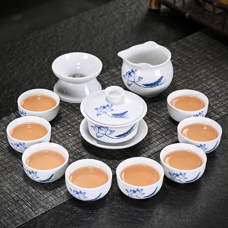 White Porcelain Kung Fu Tea Set with Blue and White Cups & Gaiwan - Ideal for Company Events and Promotional Gifts.