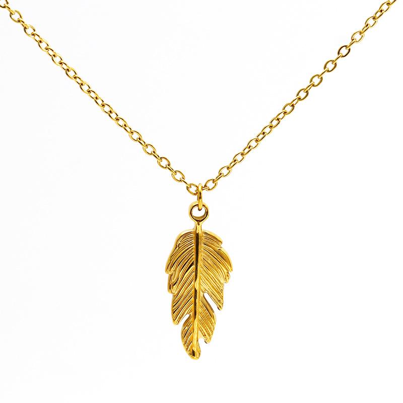 18K Gold Plated Stainless Steel Feather Clavicle Necklace - European & American INS Style, Versatile & Fashionable Jewelry