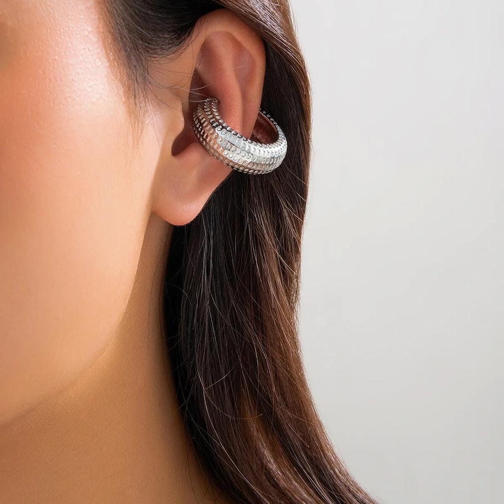 Small Cute Round Ear Clips Earrings for Women Trendy Charms Mini False Earrings Without Pins Accessories Fashion Jewelry Female