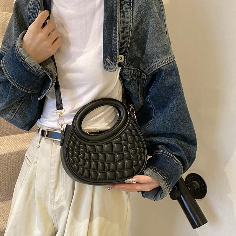 Stylish Vintage Handheld Bag For Women Trendy Casual Crossbody Purse New Moon Shape In Black Yellow Pink White