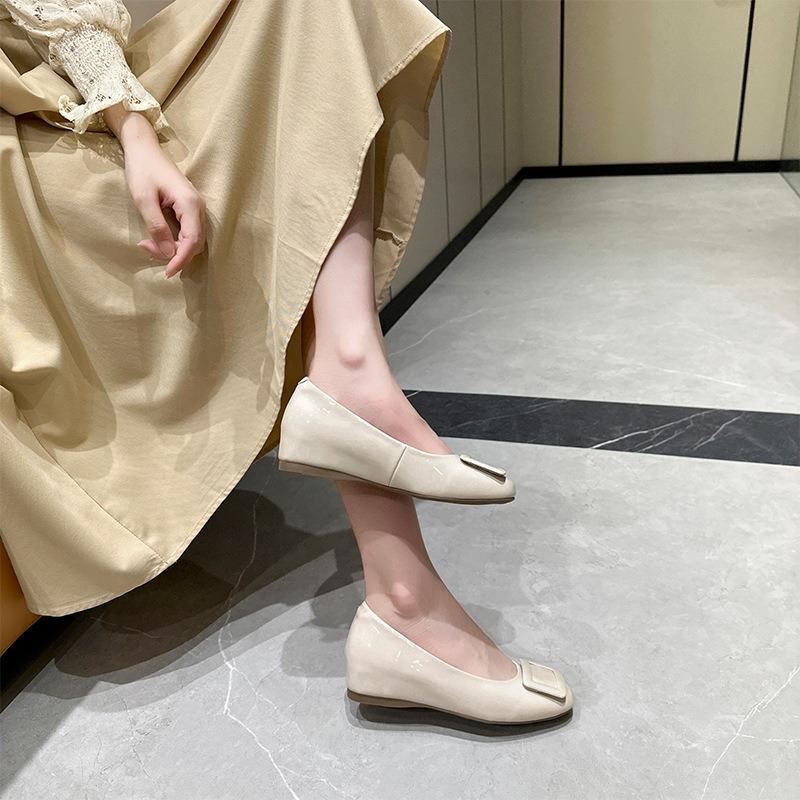 Height-increasing nude square buckle light-mouth sheepskin single shoes women's autumn new casual Mary Jane women's shoes