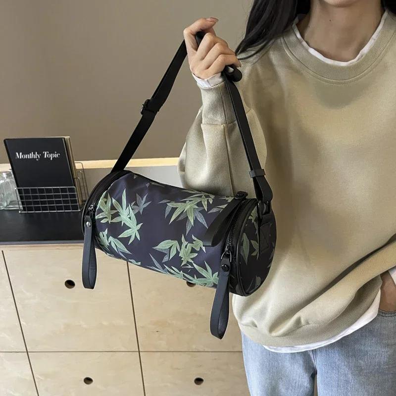Zipper Strap Nylon Thread New Product Multifunctional Fashion Crossbody Soft Bag Woman's Pocket