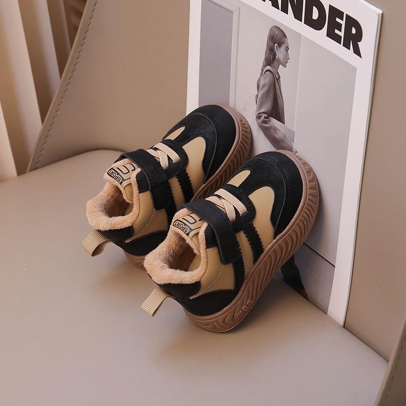 

Baby Boys Shoes Winter Fleece-Lined Soft-Sole, 0-1 Year Old Toddler Walking Shoes, Girls Fleece Boots, Anti-Slip Infant Anti-Kick Shoes. 26 чорний