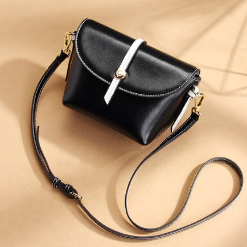 Leather Shoulder Bag Women's Oblique Straddle Bag