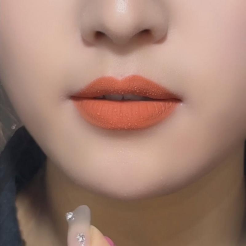 GOVO Long-lasting Matte Nude Lipstick - Non-stick & Non-fading with Moisturizing Bean Paste Shade.