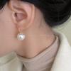 Elegant 2024 Baroque Pearl Earrings: Trendy Retro High-Heel Ear Hooks for Women.