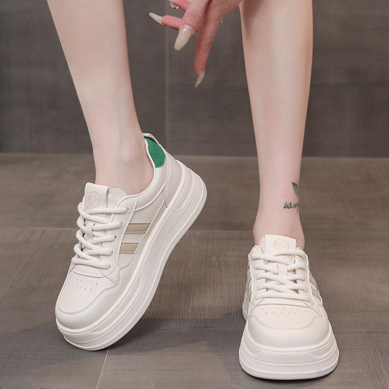 The first layer of cowhide thick sole heightening little white shoes children's models 2025 autumn new versatile board shoes casual sports women's s