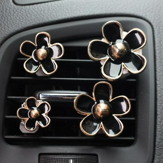 Women's Flower Car Interior Aromatherapy Vent Clip Set - 4 Pieces