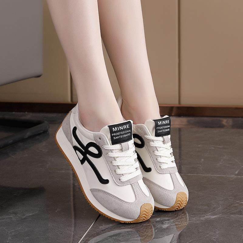 Forrest Gump Shoes Women's New 2025 Spring and Autumn Breathable Little White Shoes Thin Sole Korean Version Wear-resistant Casual Board Shoes Stud