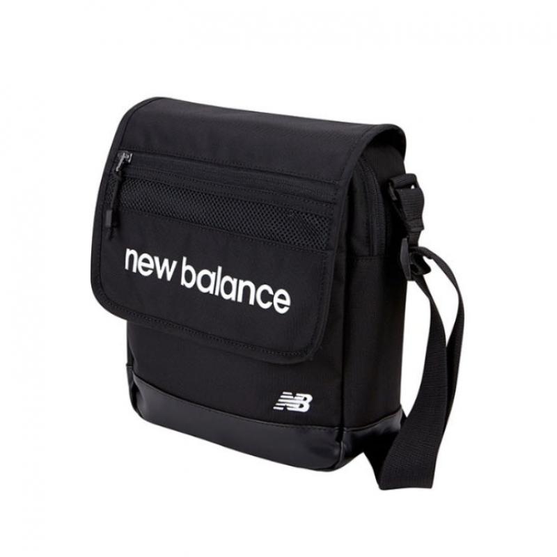 New Balance Half Club Nbgcas0609 Bk Letter Square Cross Bag Sling Bag Hip Color