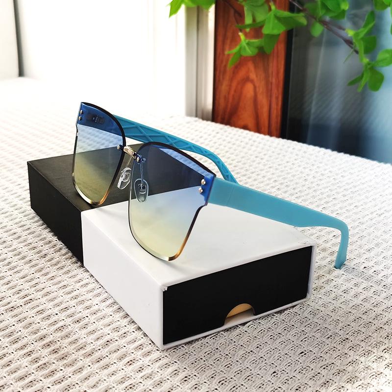 Women's High-End Rimless Butterfly UV Protection Sunglasses - Street Style