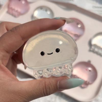 Clear Cartoon Jellyfish Squeeze Toy Stress Anxiety Relief Glitter Jellyfish Sensory Toy Kids Teens Adults Portable Soft TPR Jellyfish Pinch Toy