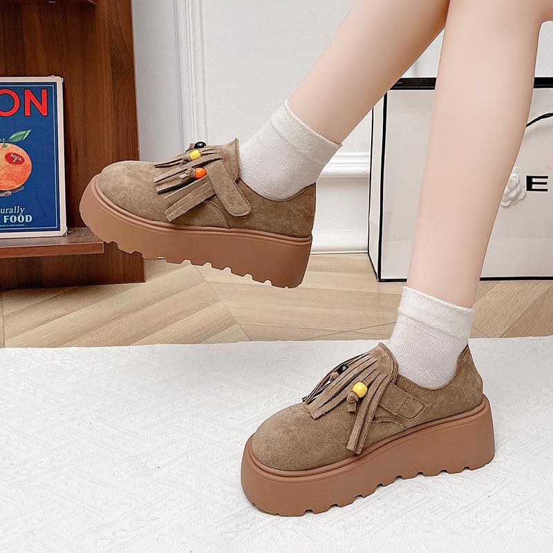 Retro niche suede heightening Boken shoes women's 2025 new fringed beaded fashionable versatile loafers