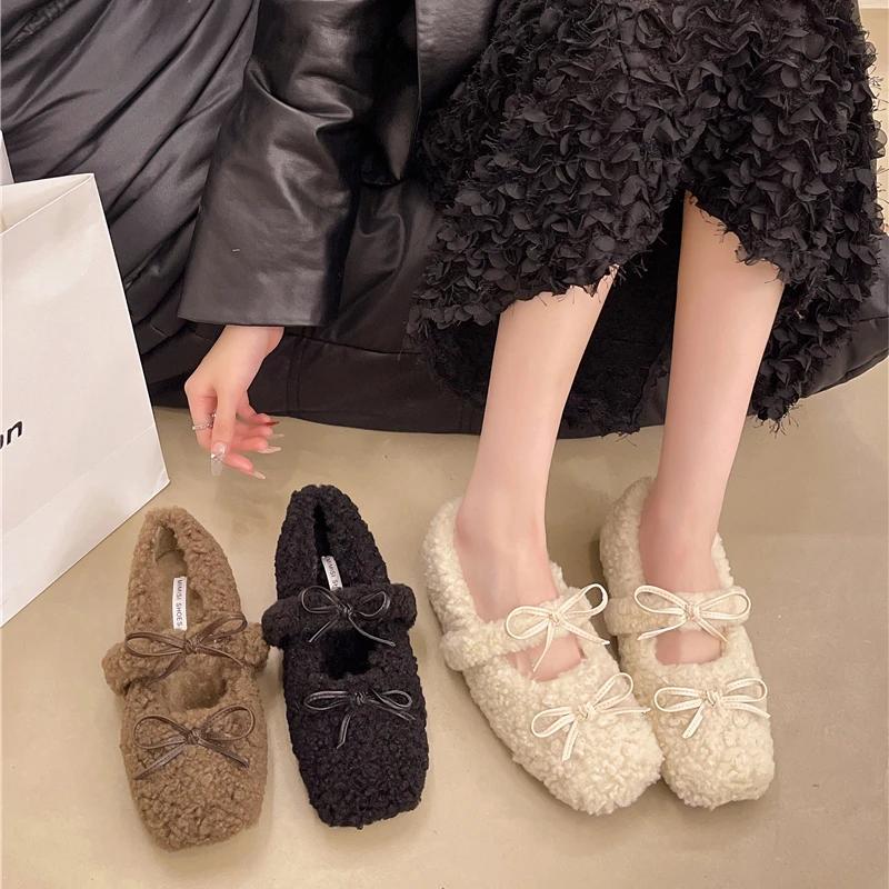 Fashion Sweet Mao Mao Shoes Women's Outer Wear Autumn and Winter 2024 New Fleece-lined Bean Shoes All-match Flat Warm Cotton Shoes