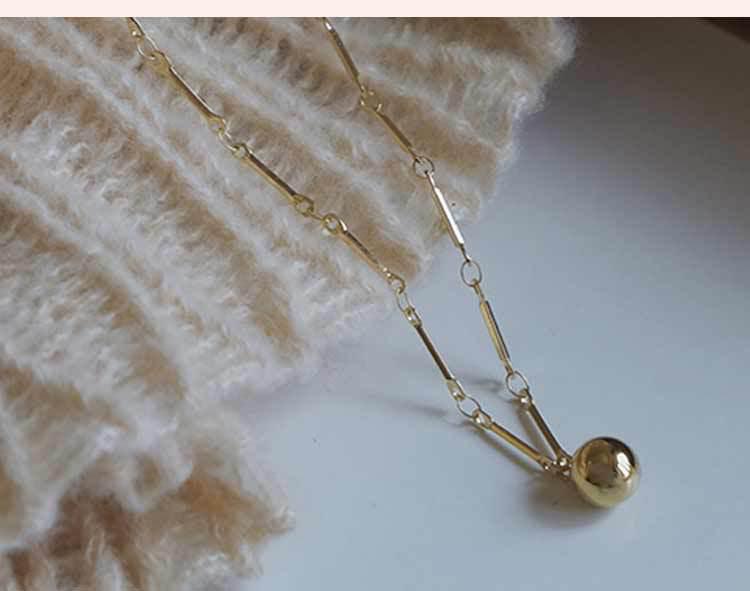 18K Gold Plated Titanium Steel Round Ball Pendant Necklace - Lightweight Luxury Clavicle Chain