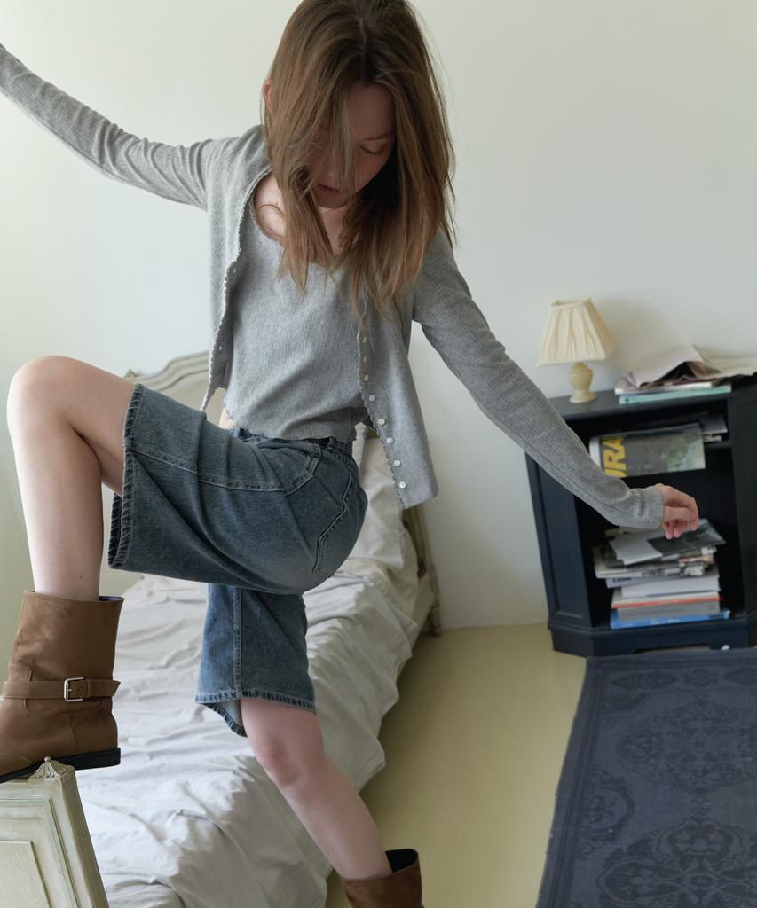 Aente Vintage Washed Half Denim Pants