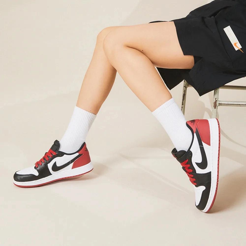 Jordan 1 Retro Low OG Black Toe 2023 GS CZ0858-106