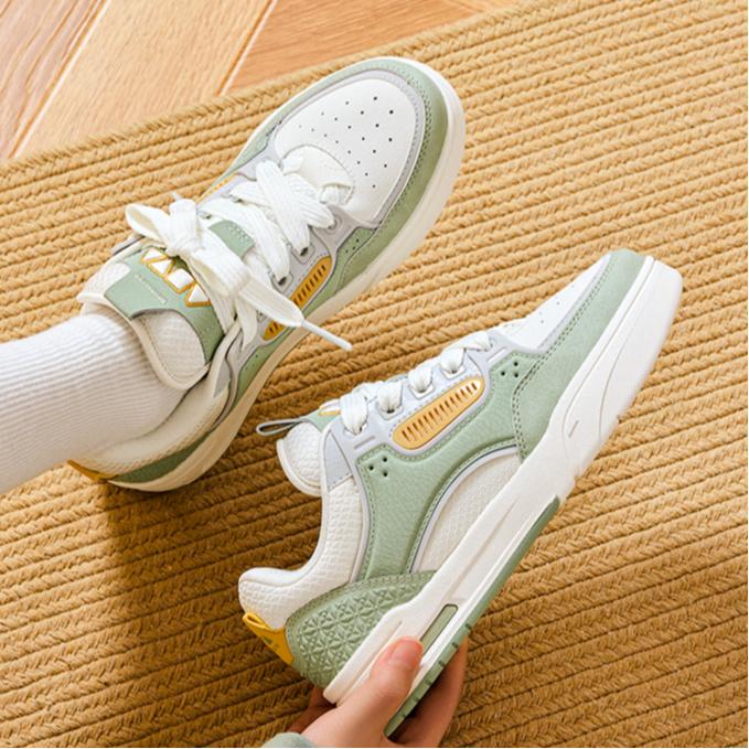 Anta Aojie Comfortable Breathable Non-Slip Wear-Resistant Low-Top Skate Shoes Women sneaker White Green 122448040R-2