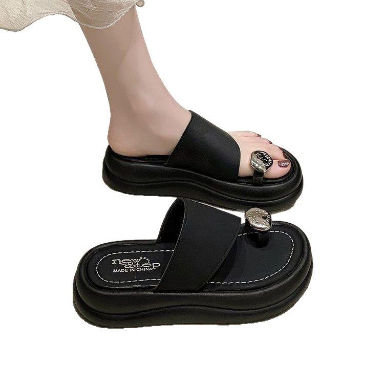 Beach Cool Slippers Women's Summer Outer Wear Skirt 2025 New High-end Rhinestone Muffin Thick Bottom Toe Drag