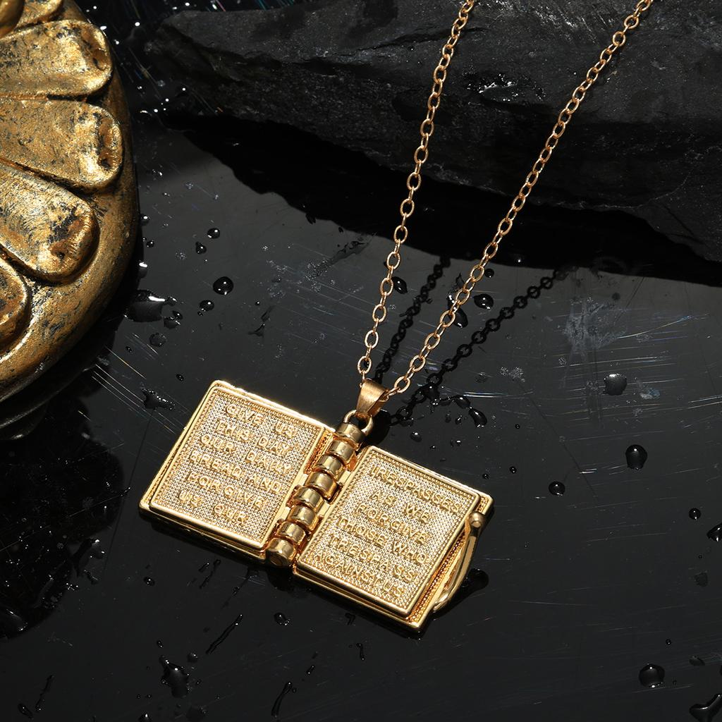 Vintage Creative Openable Bible Book Alloy Pendant Necklace Cross Religion Fashion Jewelry for Men And Women Personalized Gifts