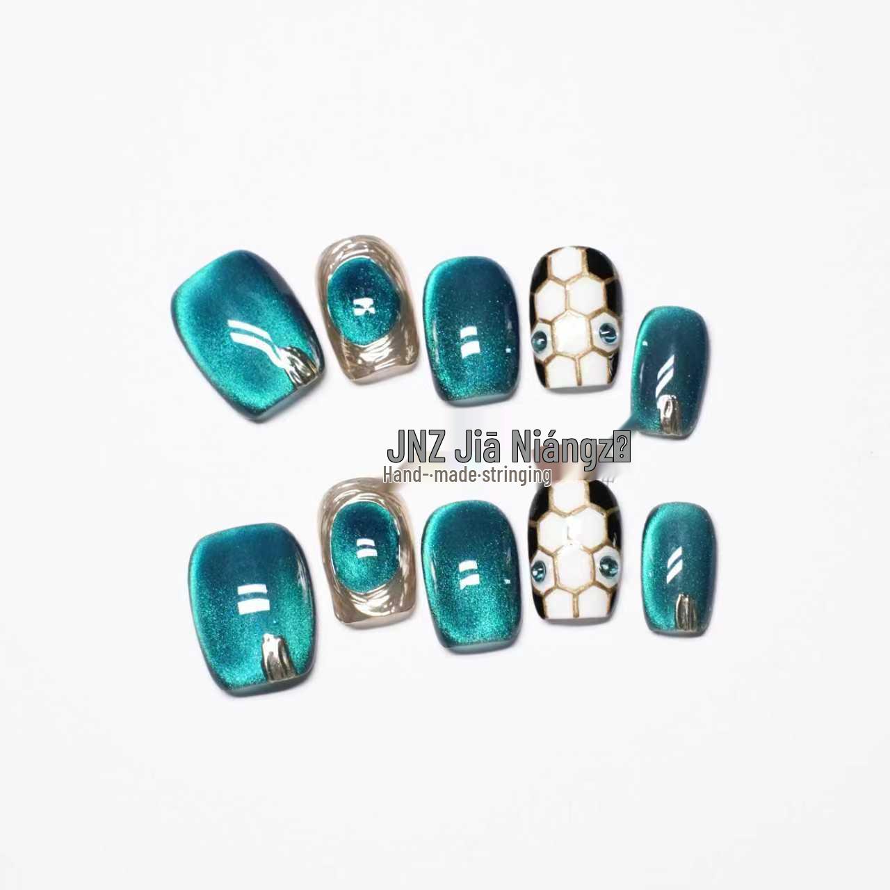 

Jia Niangzi Handmade Cat Eye Glitter Press-On Nails - Short Emerald Snake Design for a Luxurious Look. 10 pieces XS (includes tool kit)