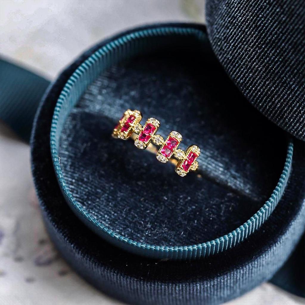 Elegant Retro Japanese Court Style Signet Ring with Imitation Ruby & Gold-Plated 925 Silver Cubic Zirconia