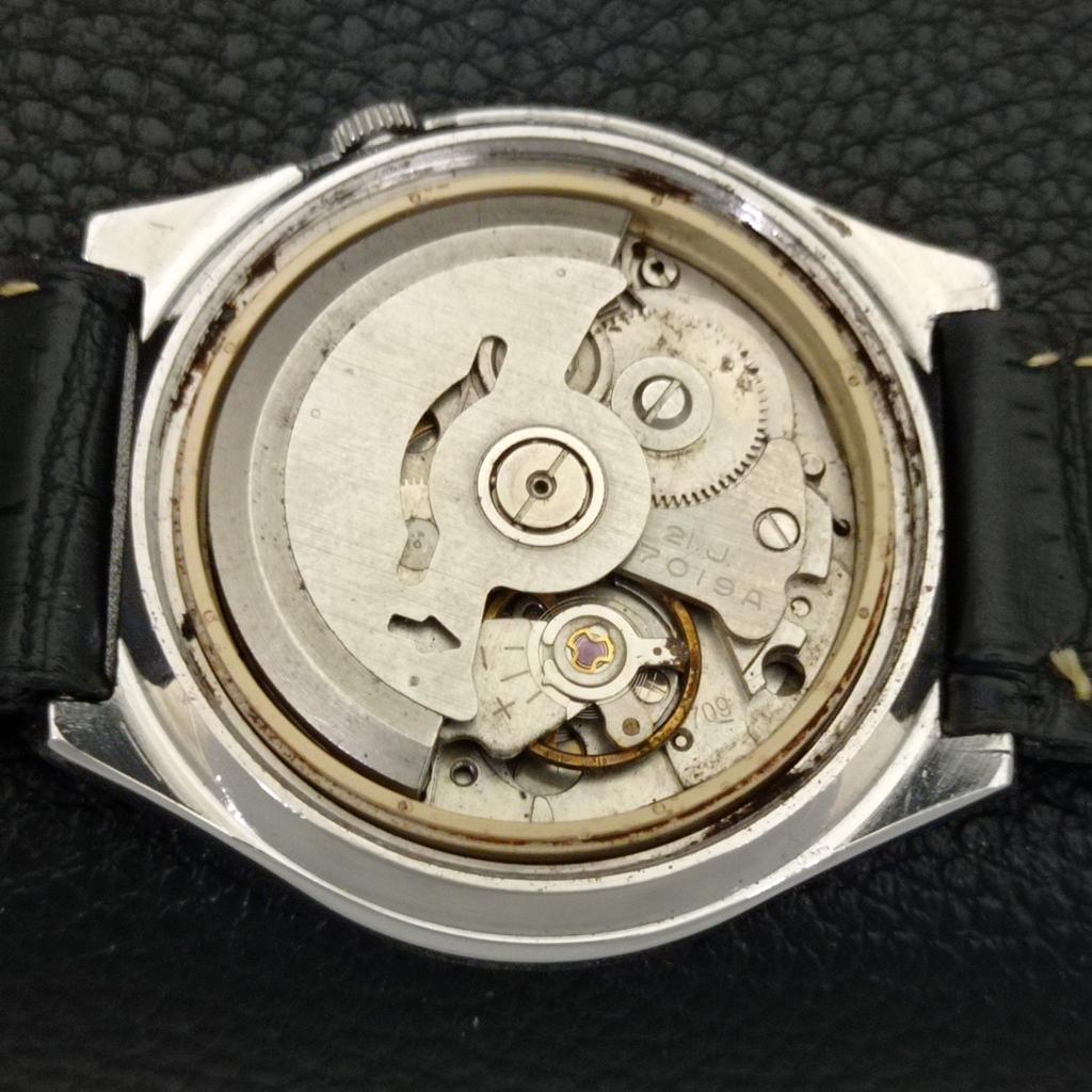SEIKO AUTOMATIC VINTAGE 7019A JAPAN MENS SILVER COLOR DIAL WATCH a702326-5 R124-a702326