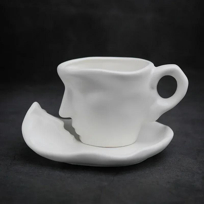 260ml European Style Bar Creative Gift Sculpture Couple Mug Exquisite Matte Ceramic Coffee Cup and Saucer Set
