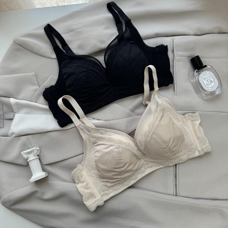 Adjustable satin underwear women's small breasts gather and show large bras, soft support and breathability, no steel ring lace bra