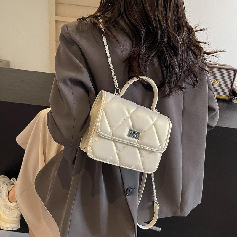 Rhombus embroidery thread small bag women's new popular texture chain shoulder messenger bag backpack