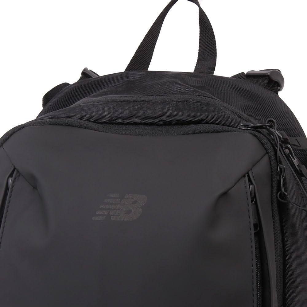Batoh New Balance, Čierny, objem 22 litrov, ideálny na každodenné nosenie a do práce.