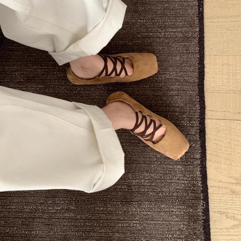 2025 autumn and winter new inner height increase square head retro ballet single shoes pig nose rubber band French Mary Jane shoes