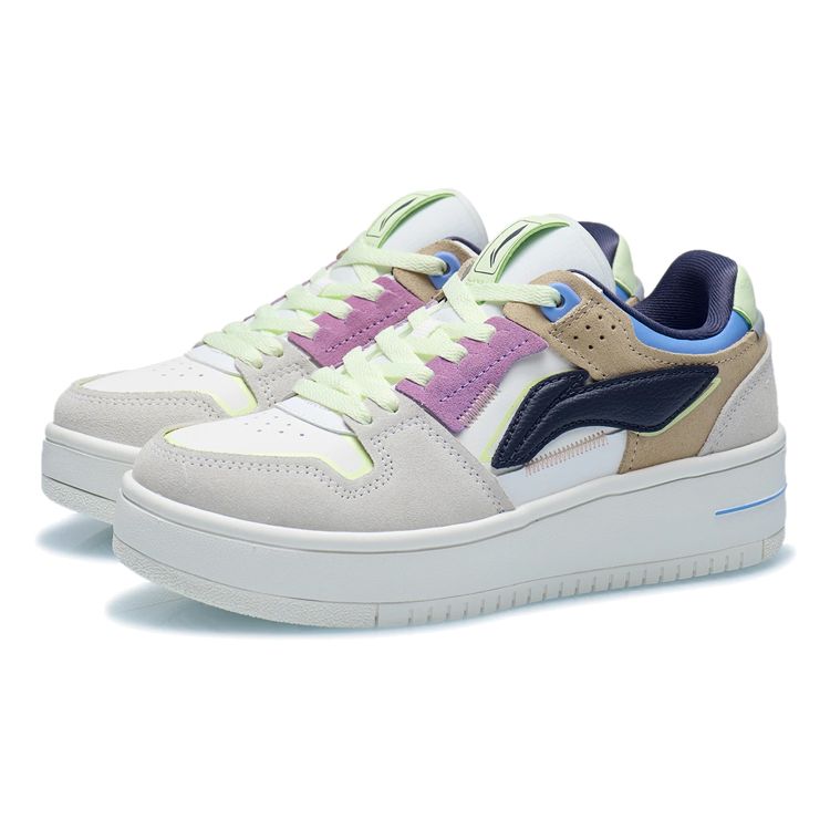 Li Ning Tian Ji Reflective Slip Resistant Durable Lightweight Breathable Low Top Skate Shoes Women Skate Shoes Cloud-White AGCR468-1
