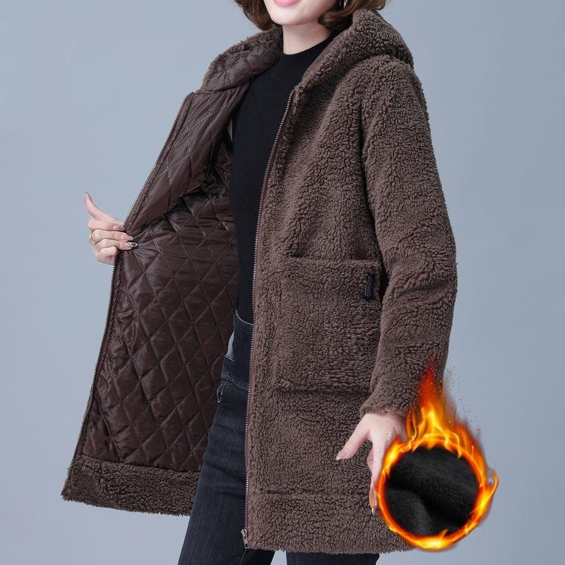 Plus Size Imitation Lamb Fleece Jacket Women's Winter Warm Quilted Jacket Mid-length Hooded Padded Jacket