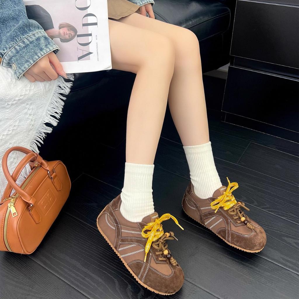 Retro Schnürschuhe mit Perlenbesatz, deutsche Trainingsschuhe für Damen, 2025 neu, bequem und vielseitig, Sport- und Freizeitschuhe, Forrest Gump Schuhe