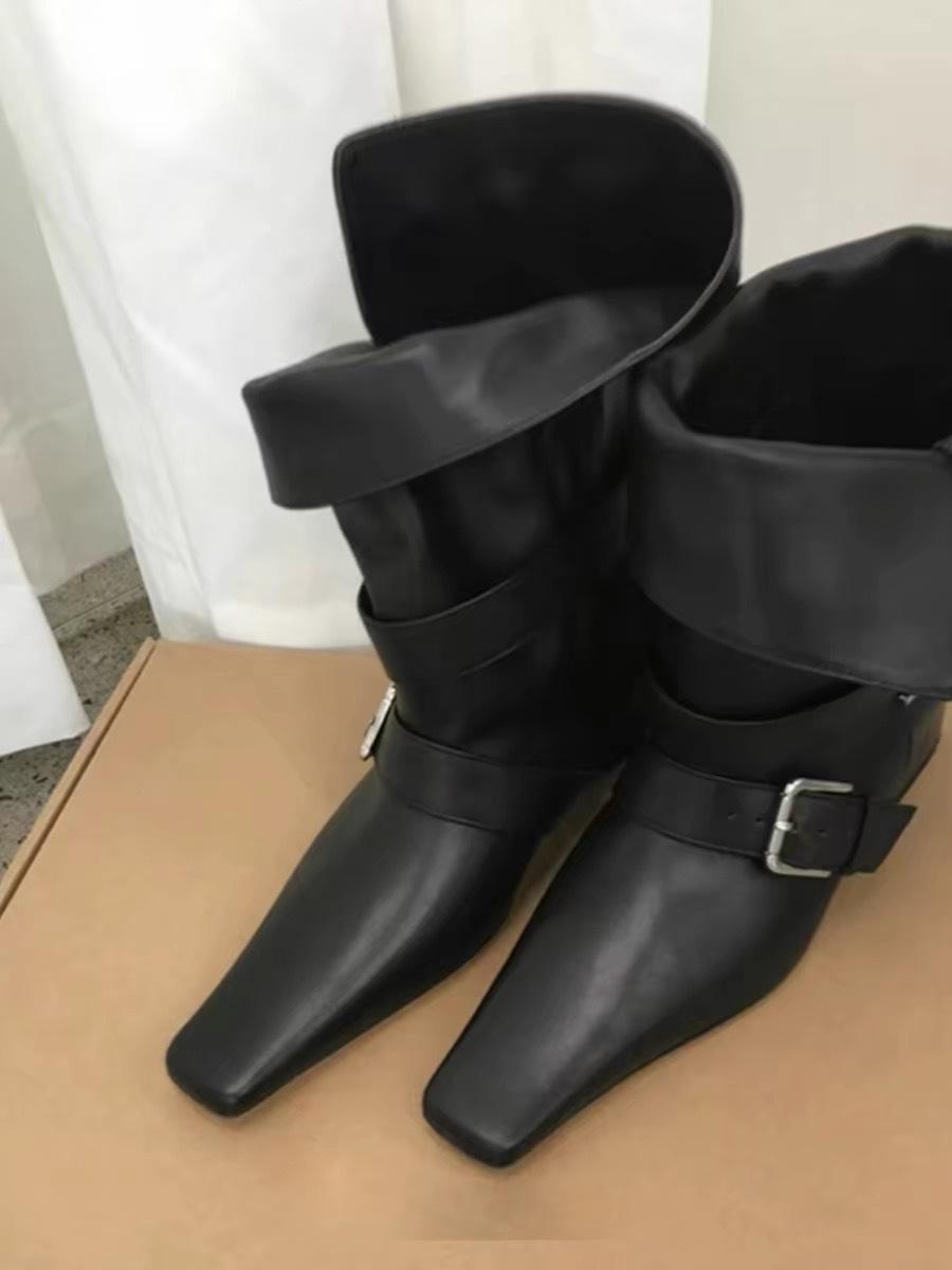 

Chinese and Korean version niche design lapel two wear small square head Martin boots women s thick heel Chelsea thin boots short boots 35