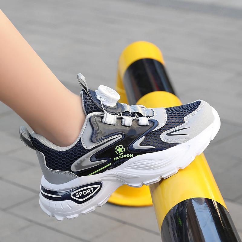 Men's middle-aged and older children's mesh hollow children's sports shoes boys' casual running shoes tide