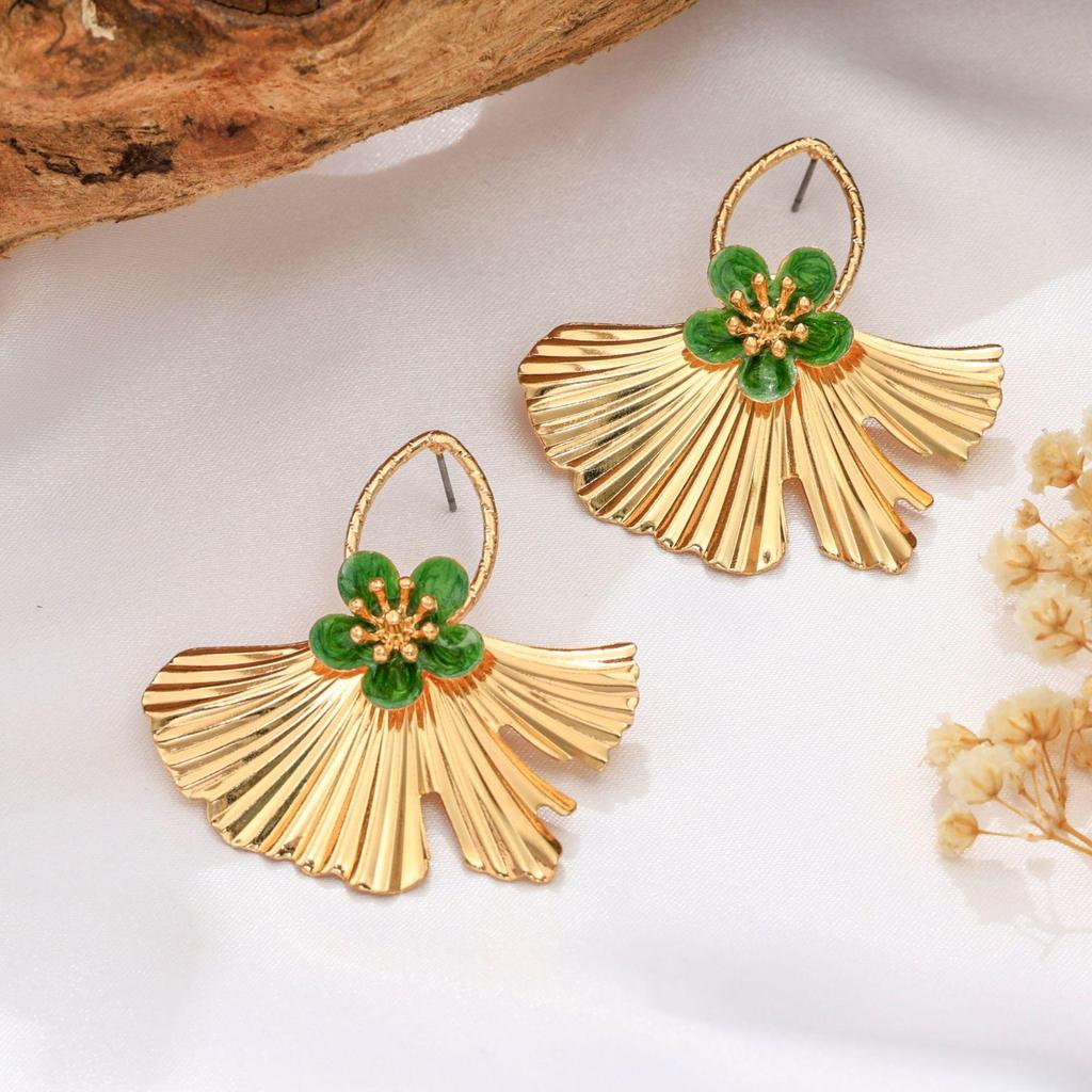 Fresh Green Drip Oil Flower Fan Stud Earrings