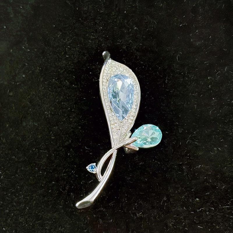 Luxury Flower Brooches For Women Girls Delicate Tree Leaf Brooches Retro Lapel Pins Versatile Corsage Clothing Accessories Gifts