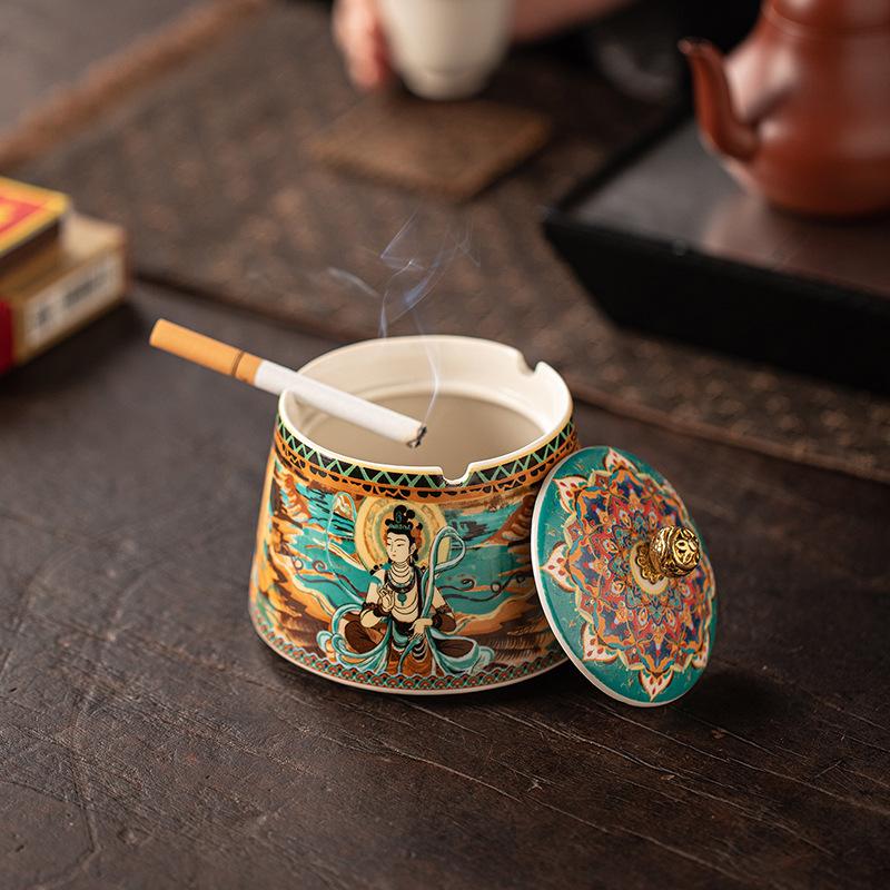 New antique light luxury ceramic ashtray with cover anti-fly ash and anti-smoke smell advanced personalized gift home office