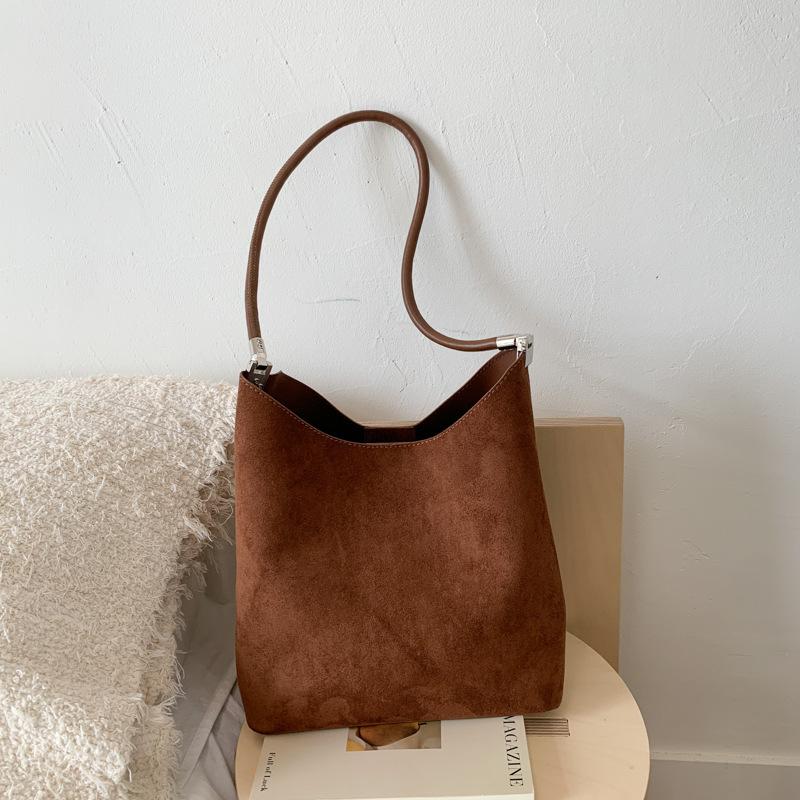 Retro Fashion Casual Tote Bag Women's 2025 Autumn and Winter New Korean Version Versatile Large-capacity Commuting Shoulder Messenger Bag