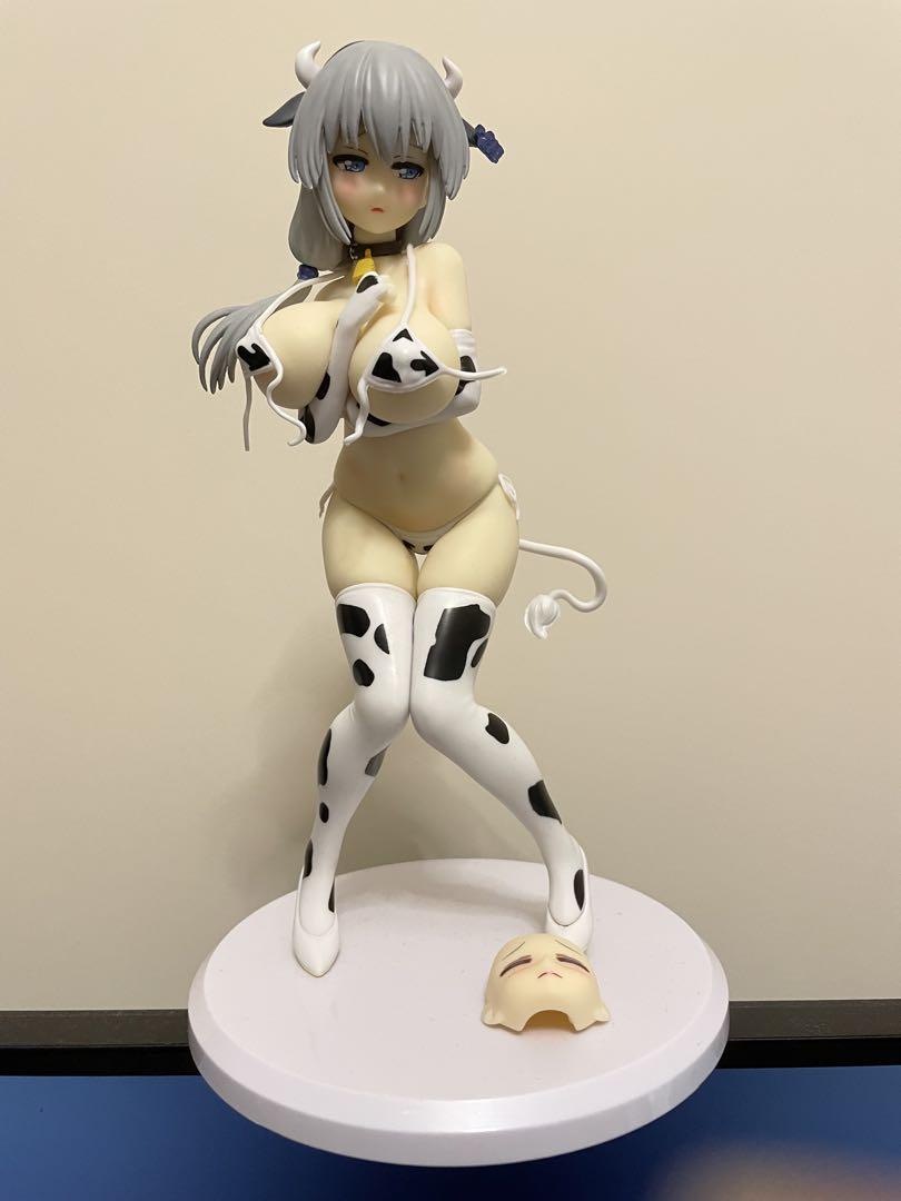 

[USED] Uzaki-chan Wants to Hang Out! Uzaki Moon Cow Print Bikini Figure