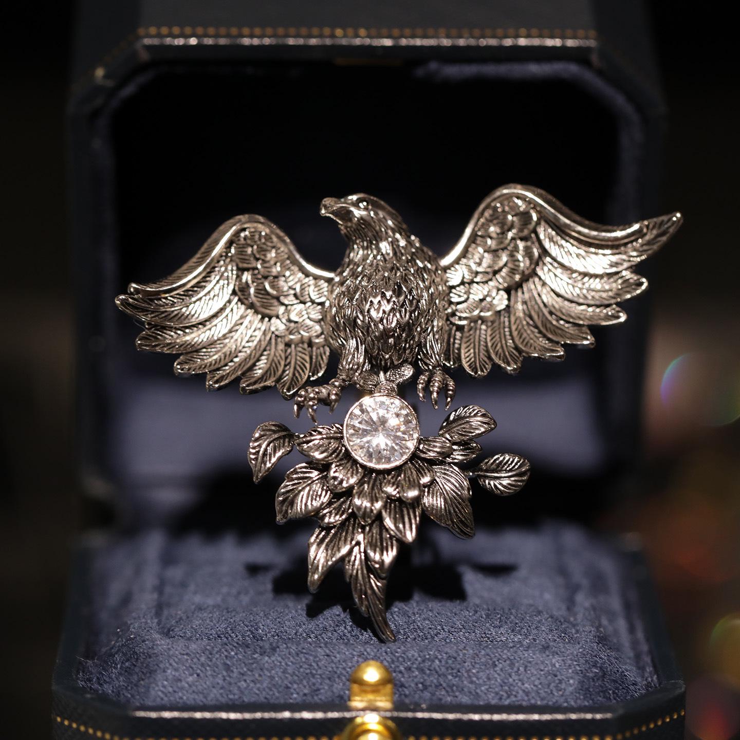 Bo Xin Yun Vintage Eagle Brooch - Men s High-End Fashion Anniversary Gift