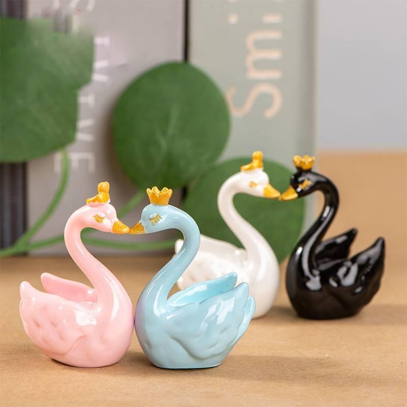 Cute Resin Cartoon Swan Figurines For Miniature Garden And Home Decor