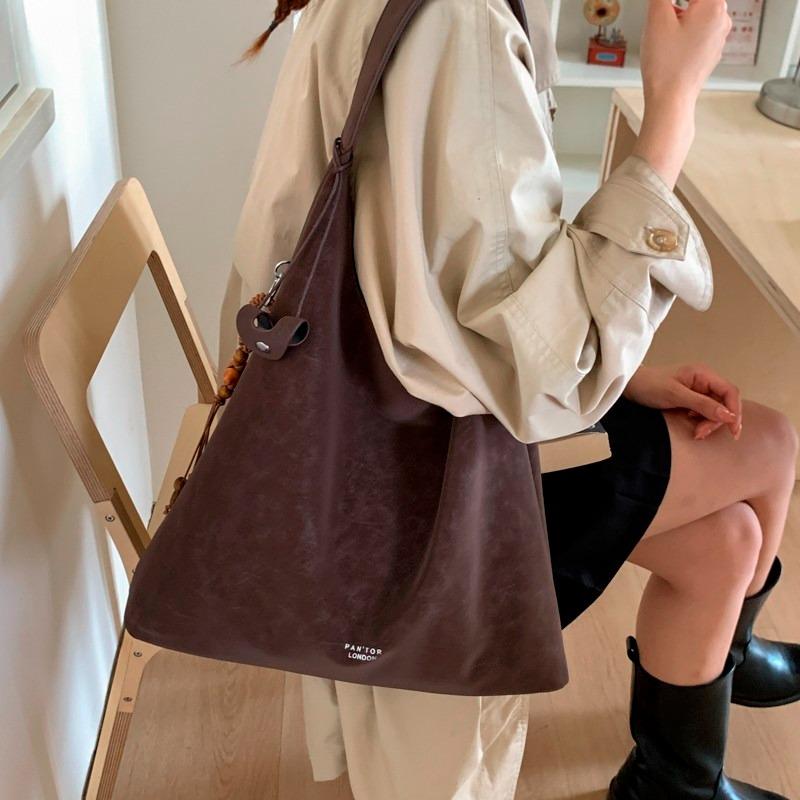Solid Color PU Hasp sweet Shoulder Bags 2026 Hot Sale Temperament Simple Women's Bag Large Capacity Versatile Commuting Handbags